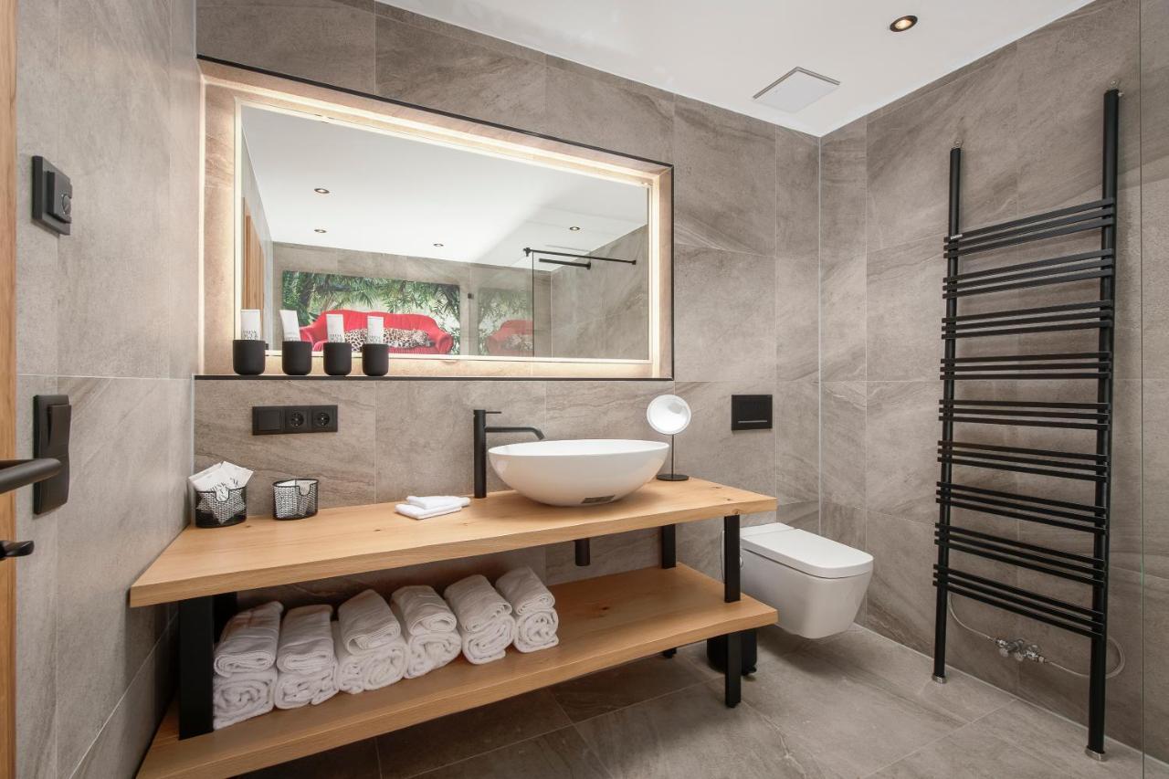 Luxury 